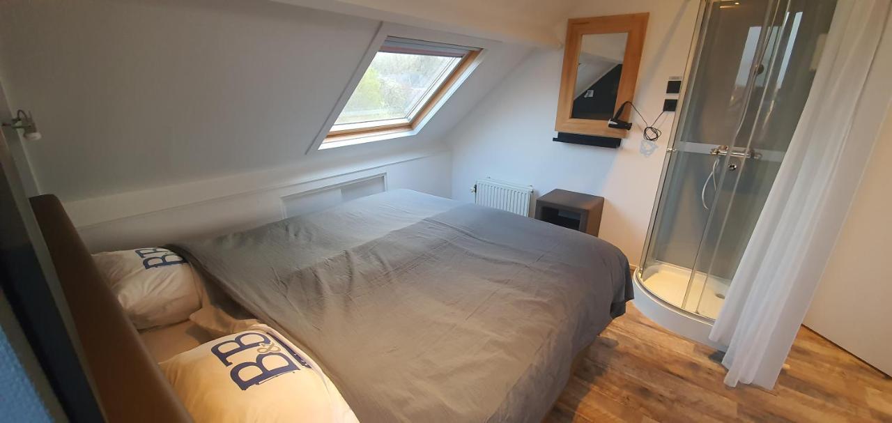 Bed & Budget Mackenzieplaats Wilp Exterior photo